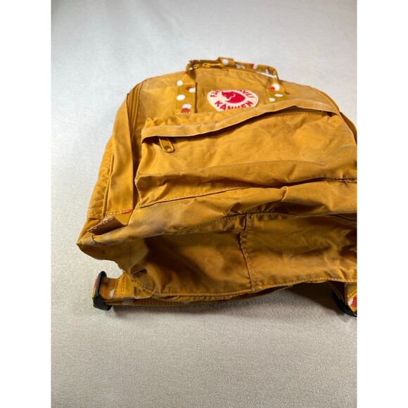 Fjallraven golden women’s bag backpack Kanken main image 3